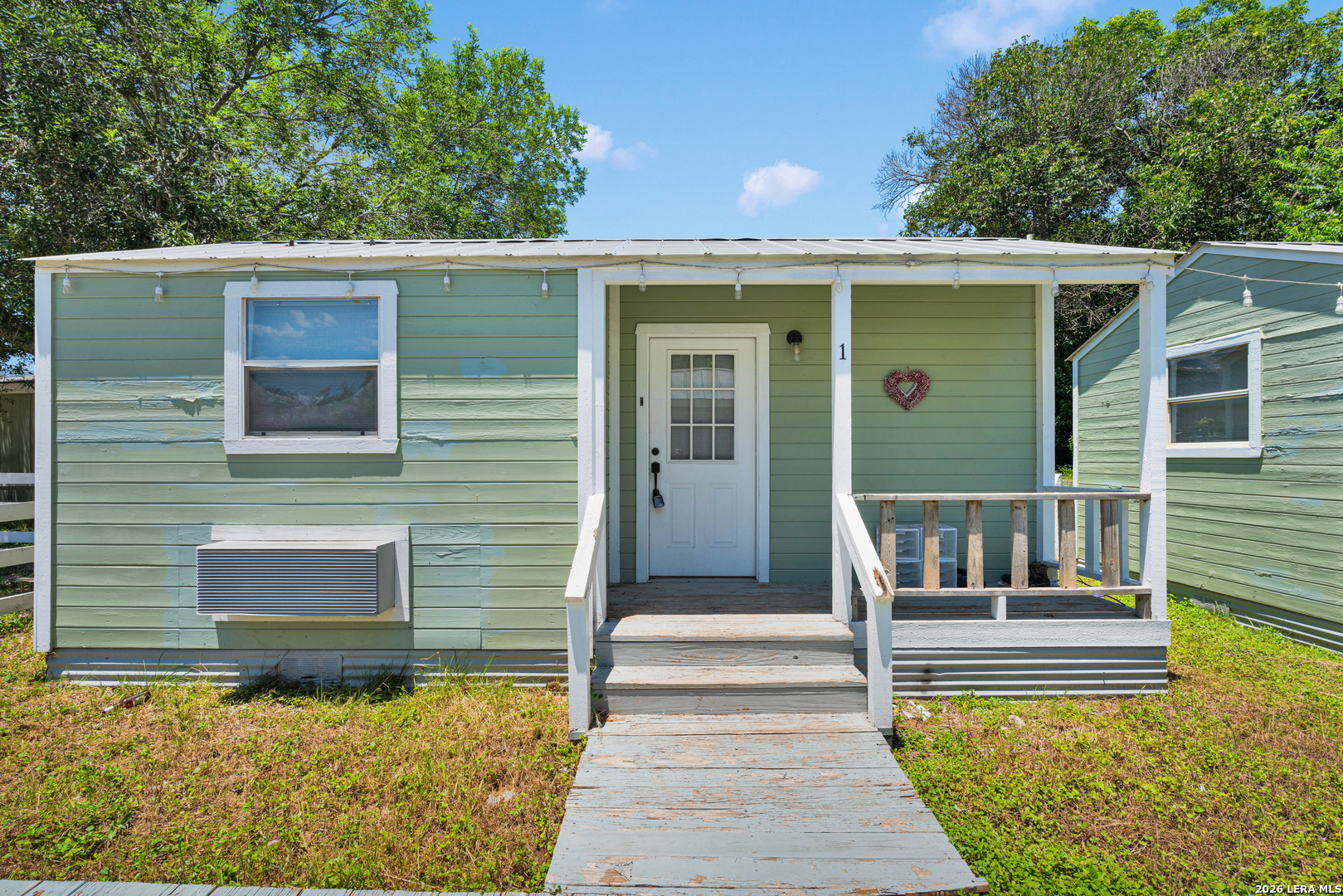 686 State Highway 173, photo 9