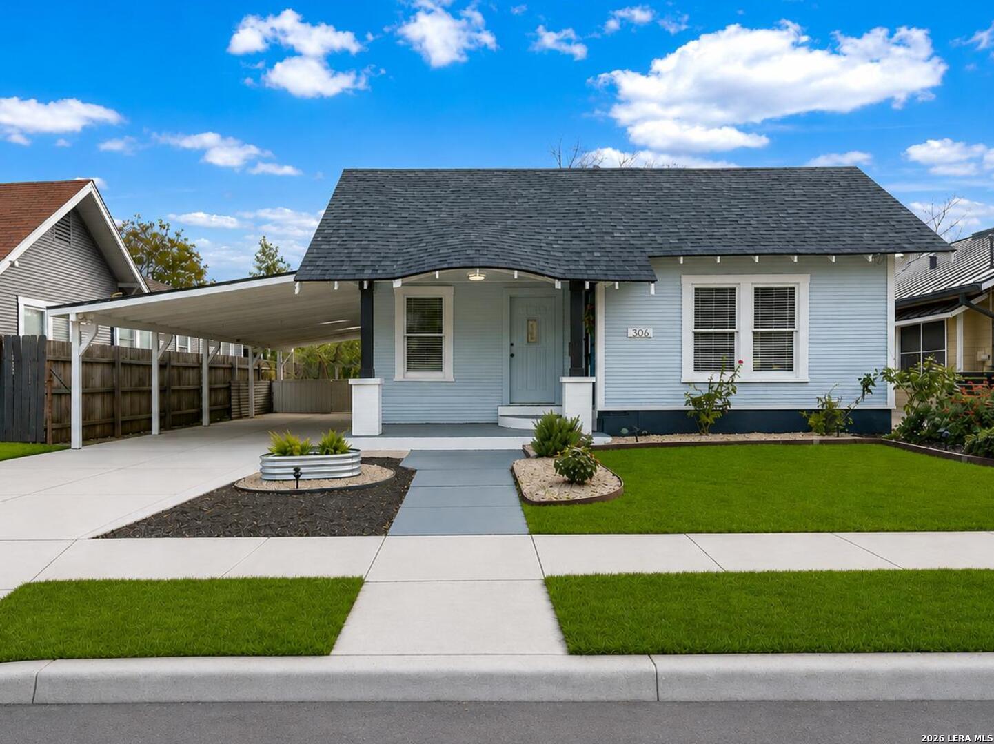306 Walton Ave
