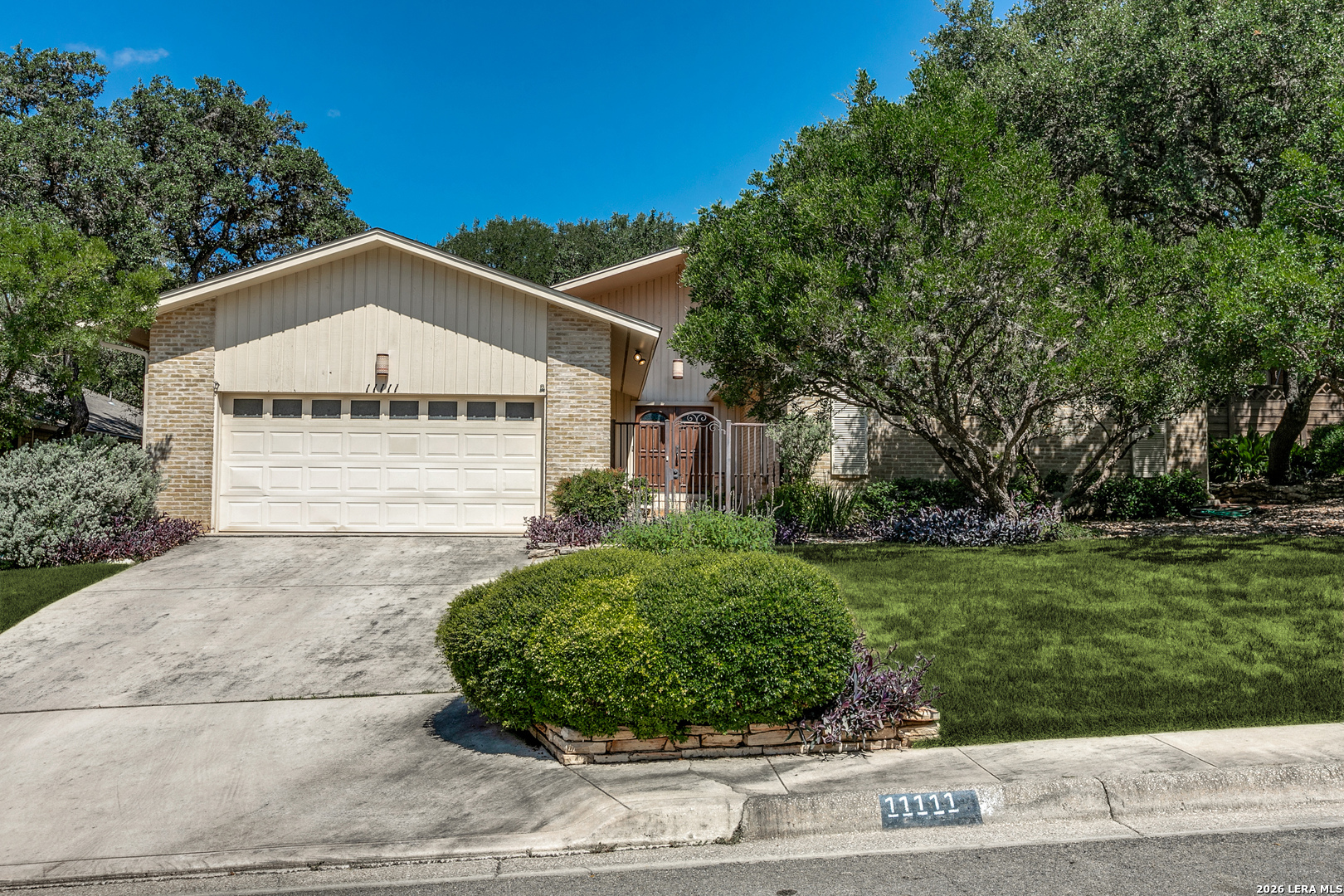 11111 Whisper Meadow Listing Cover Image