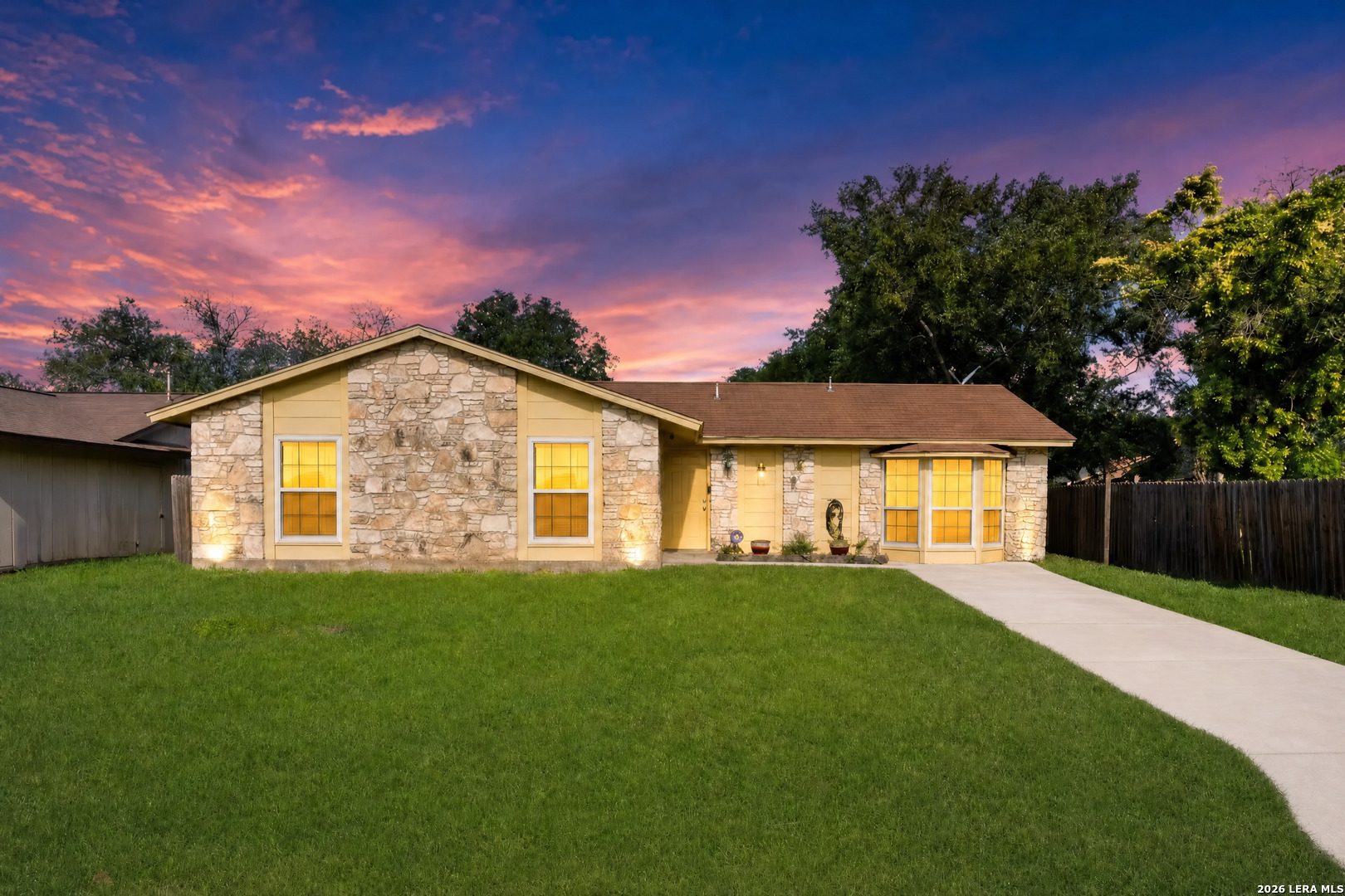 5867 Cliffbrier Listing Cover Image