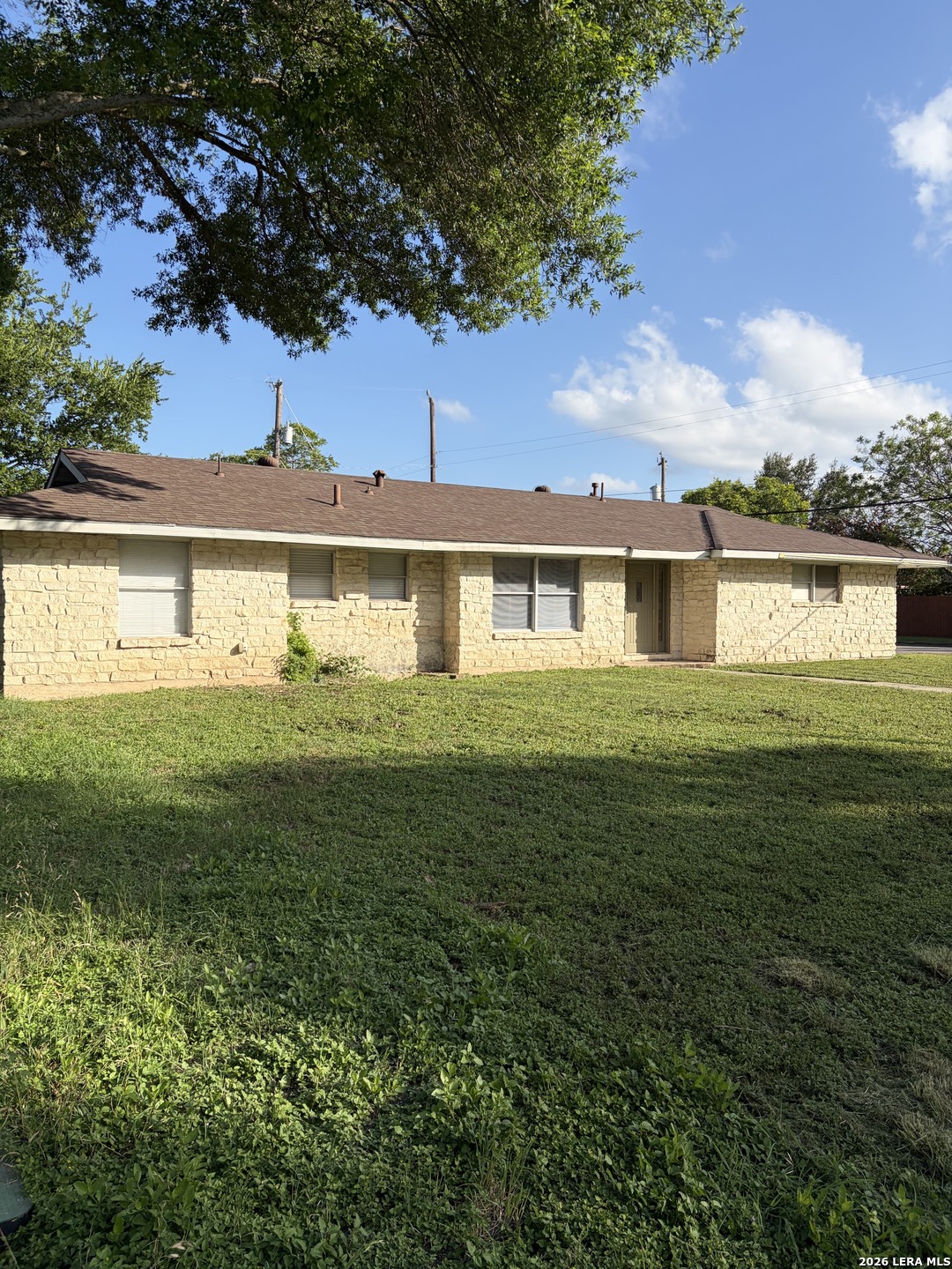 Homes for sale in Universal City, TX | 302 E Byrd Blvd, Universal City, TX 78148 | MLS# 1991876