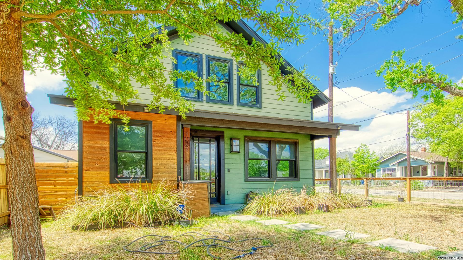 1021 N Palmetto