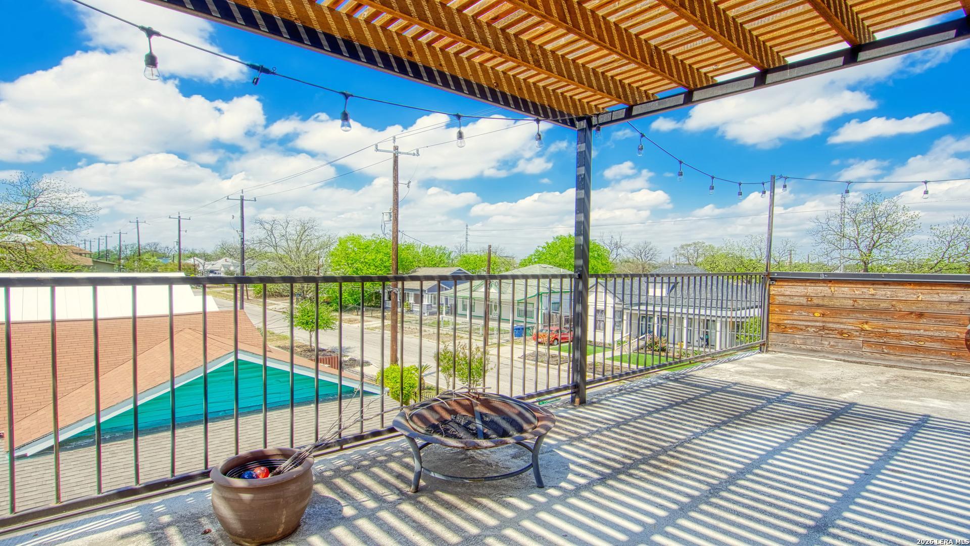 1021 N Palmetto