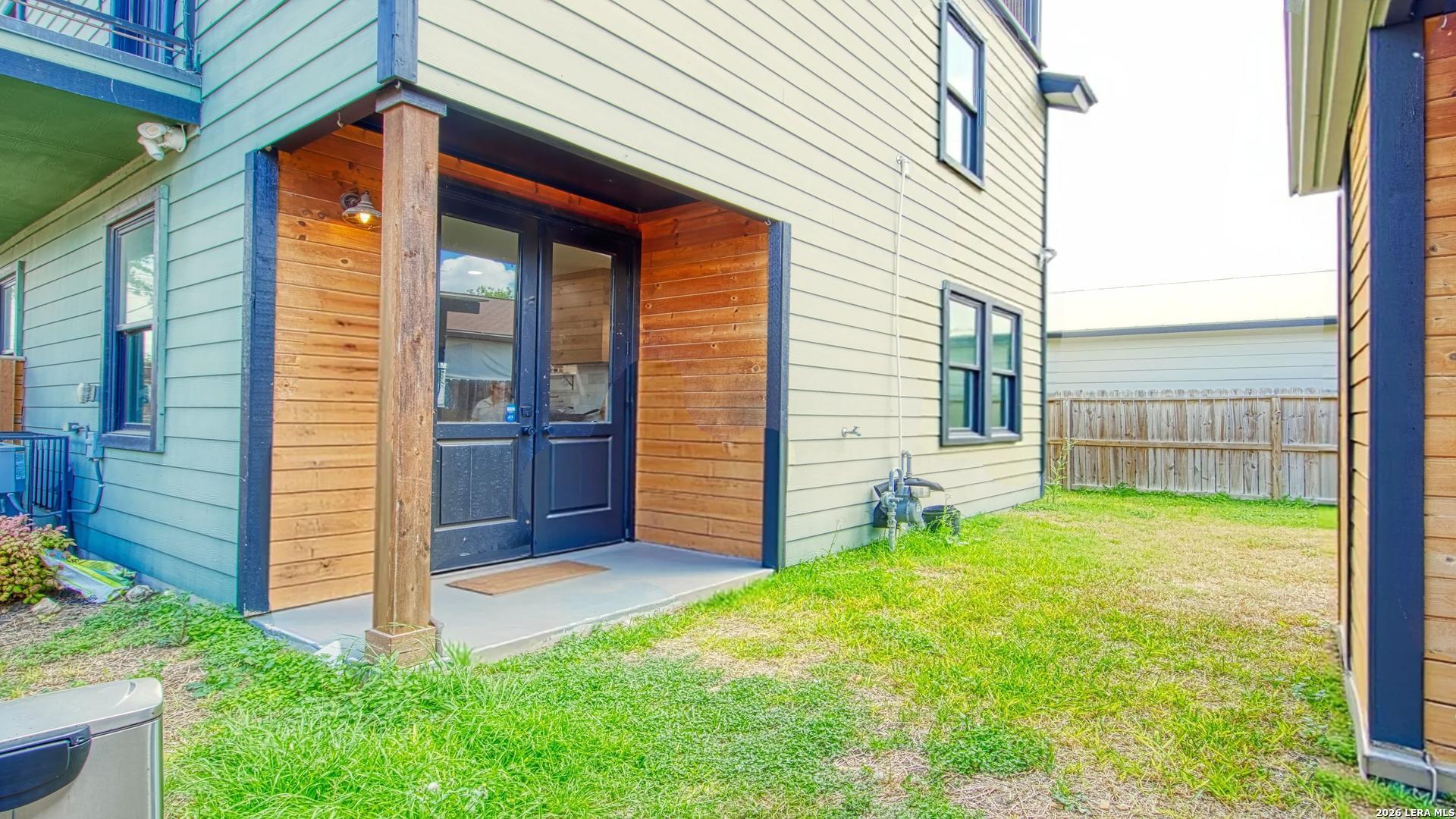 1021 N Palmetto