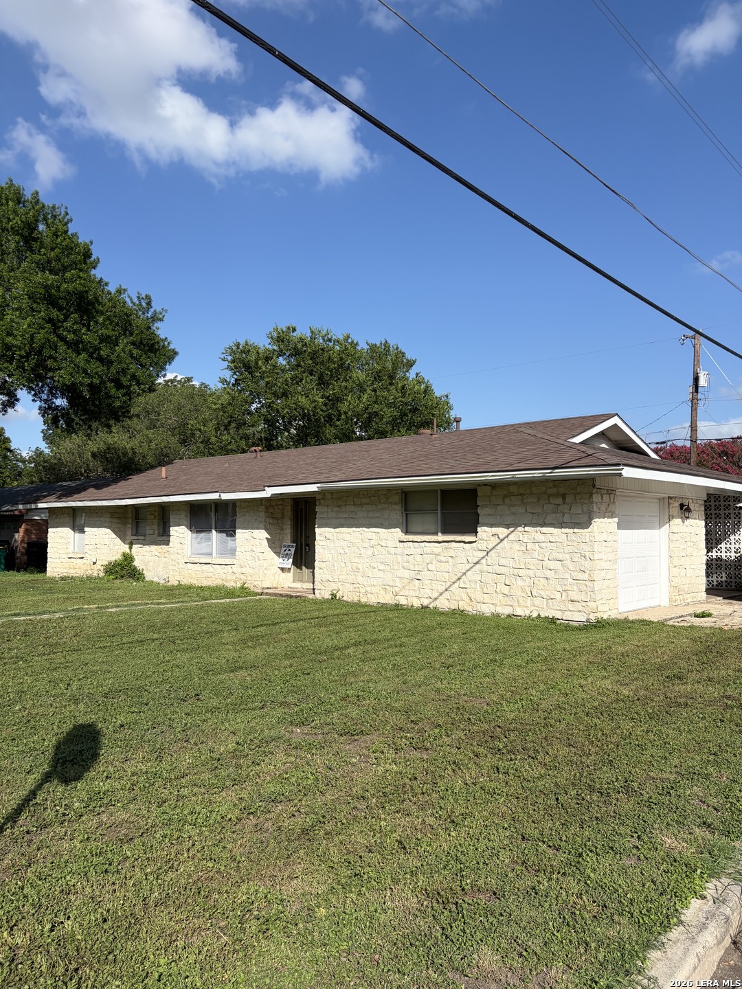 Homes for sale in Universal City, TX | 302 E Byrd Blvd, Universal City, TX 78148 | MLS# 1991876