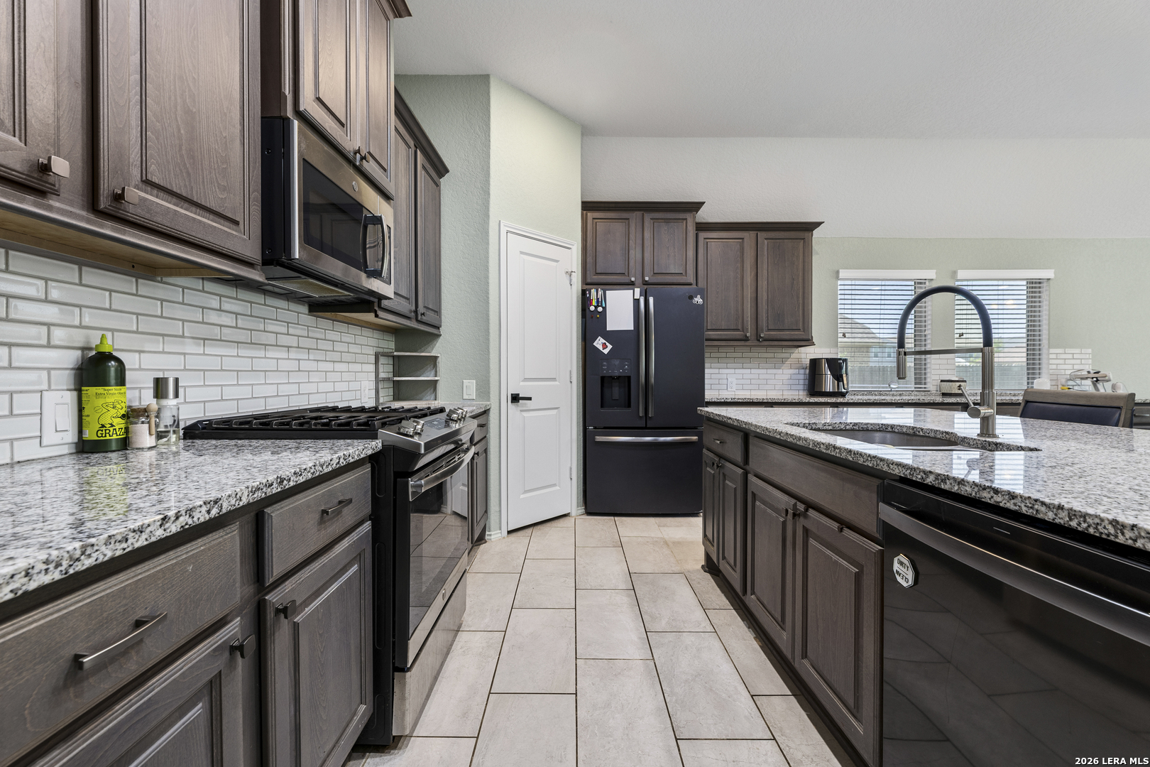 14747 Running Wolf, San Antonio, TX 78245