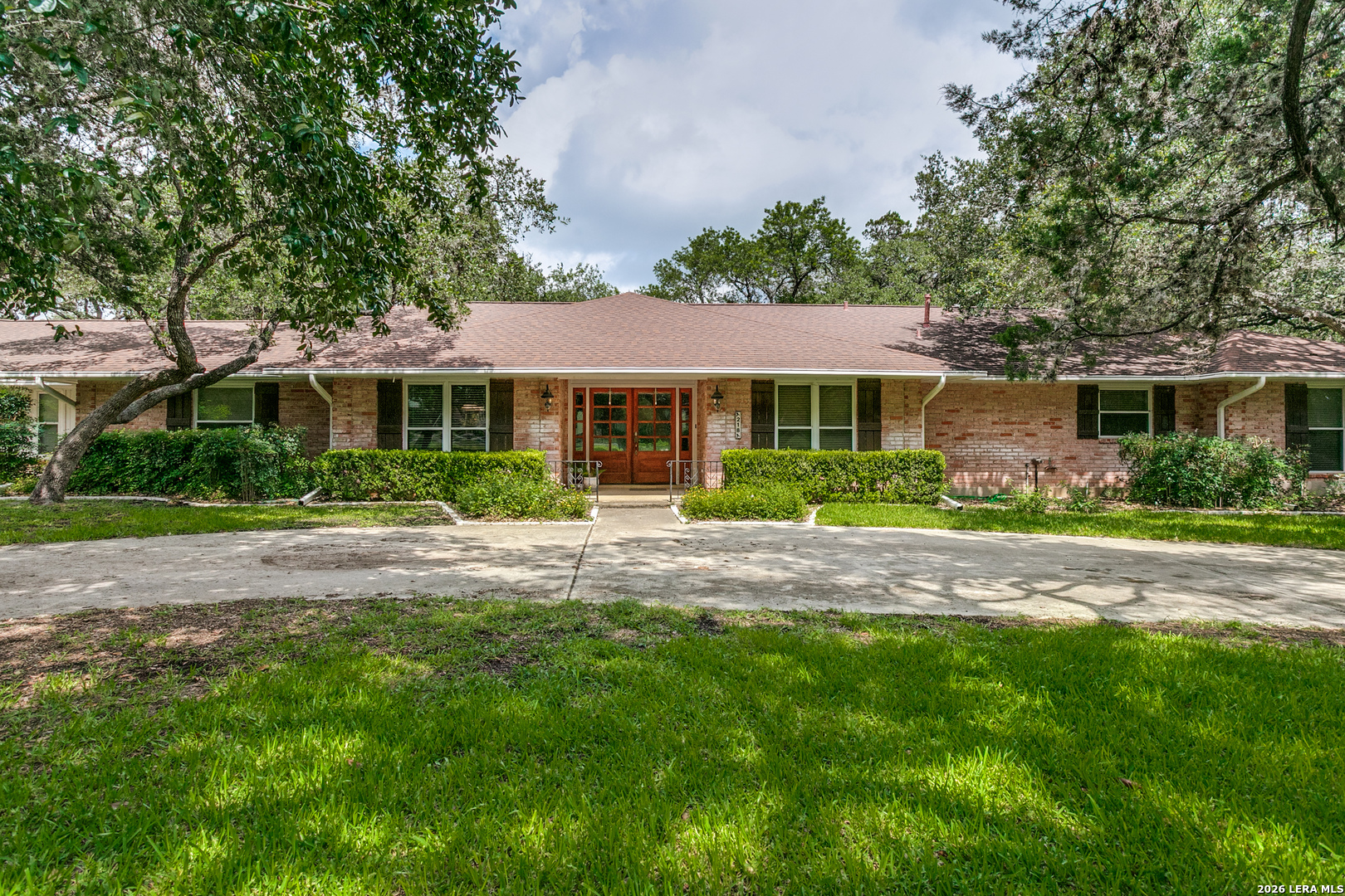Property photo for 218 VILLAGE CIR, Hill Country Village, TX