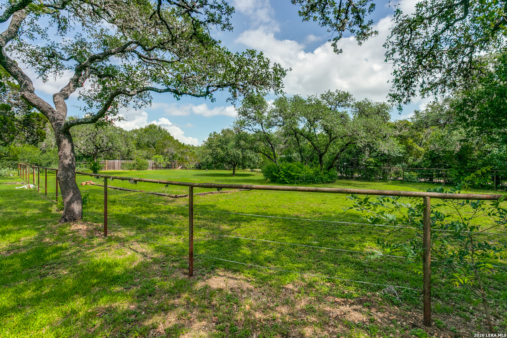 218 VILLAGE CIR, Hill Country Village, TX 78232