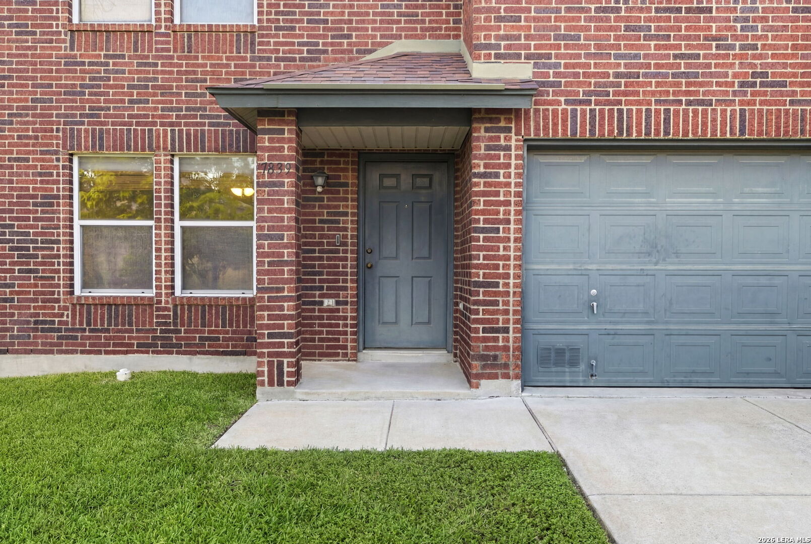 7839 Cortland Oak, photo 3