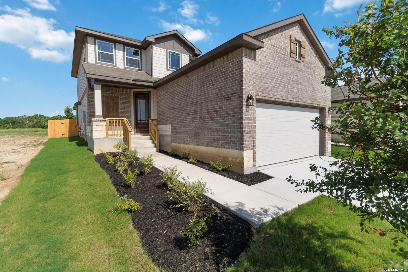 198 Ashley Loop Listing Cover Image