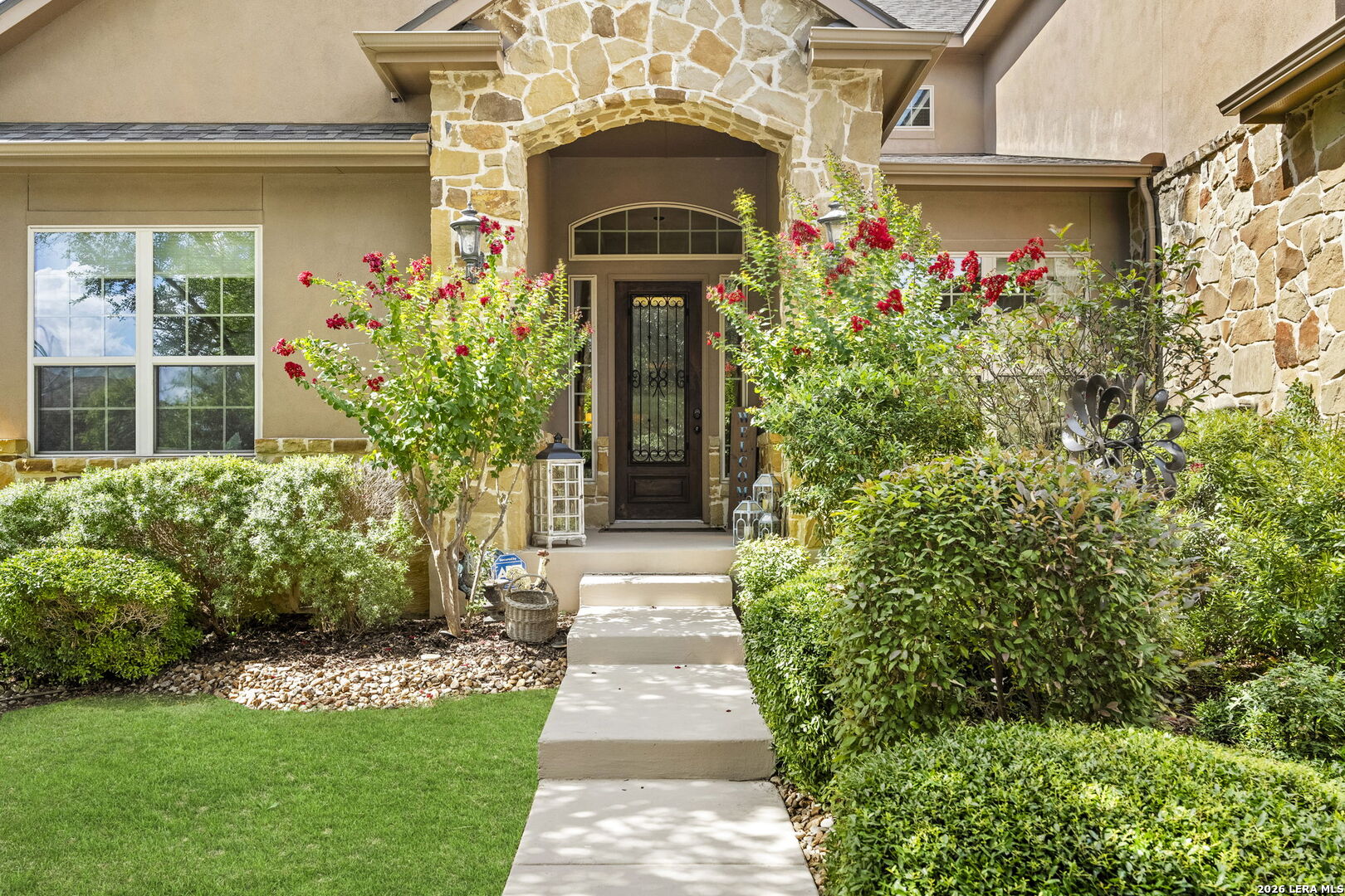 8419 SILENT CRK, San Antonio, TX 78255