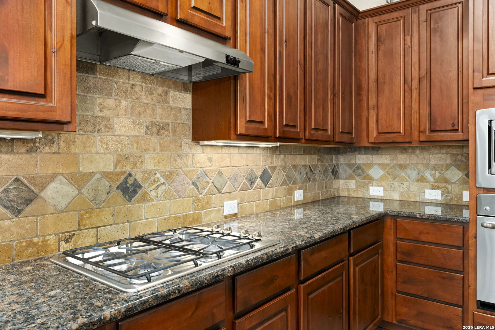 8419 SILENT CRK, San Antonio, TX 78255