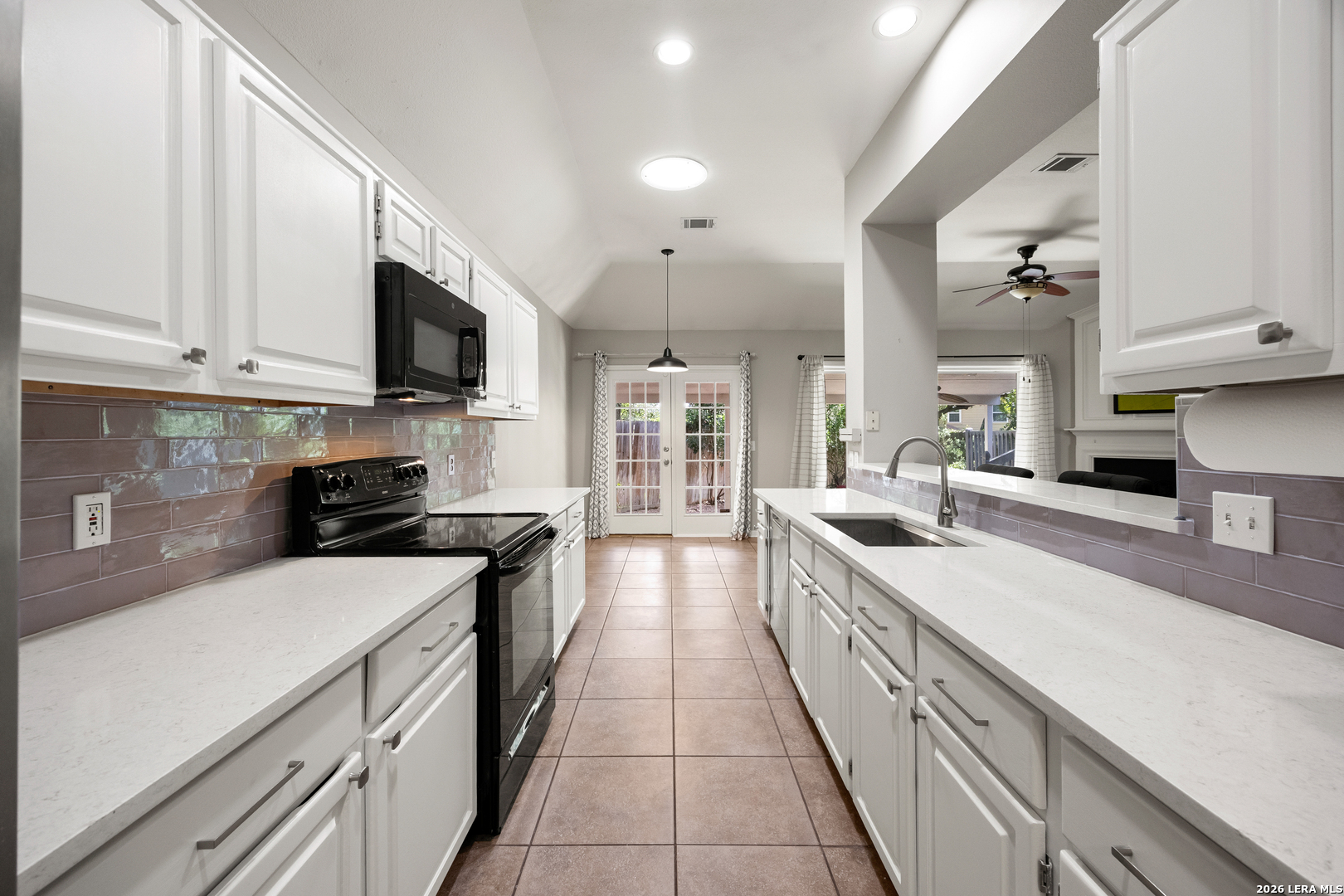 3011 FALL CREST DR, San Antonio, TX 78247