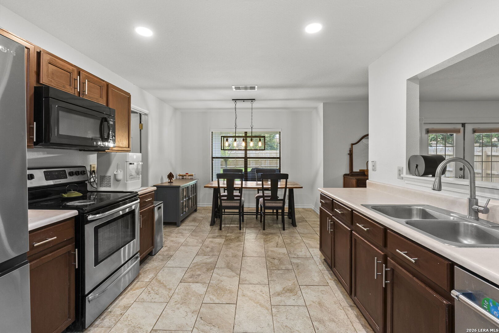 9518 Silver Crown, San Antonio, TX 78254