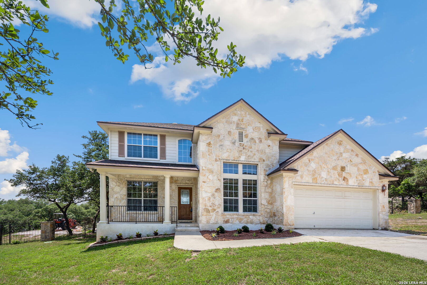 Photo of 17132 Bandera Rd, Helotes, TX 78023-3498