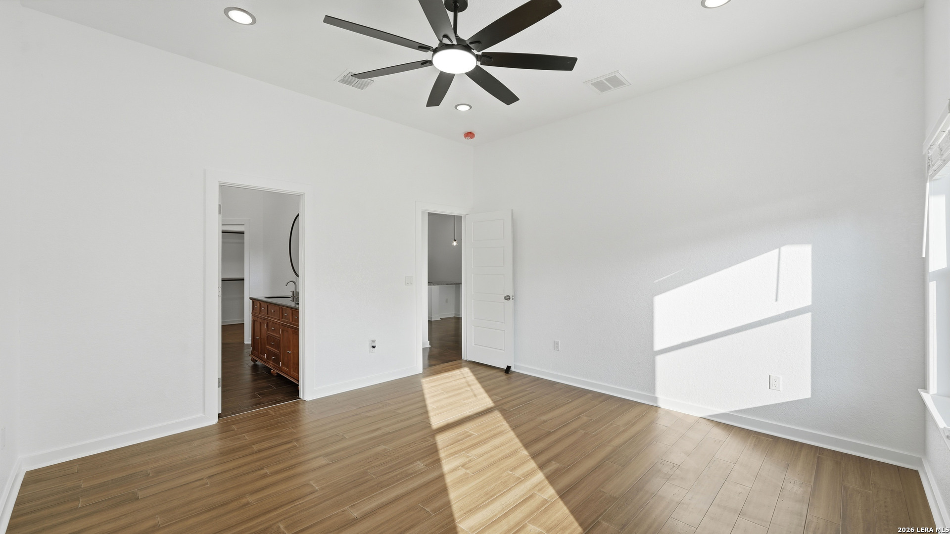 4606 Lee Way, Elmendorf, TX 78112