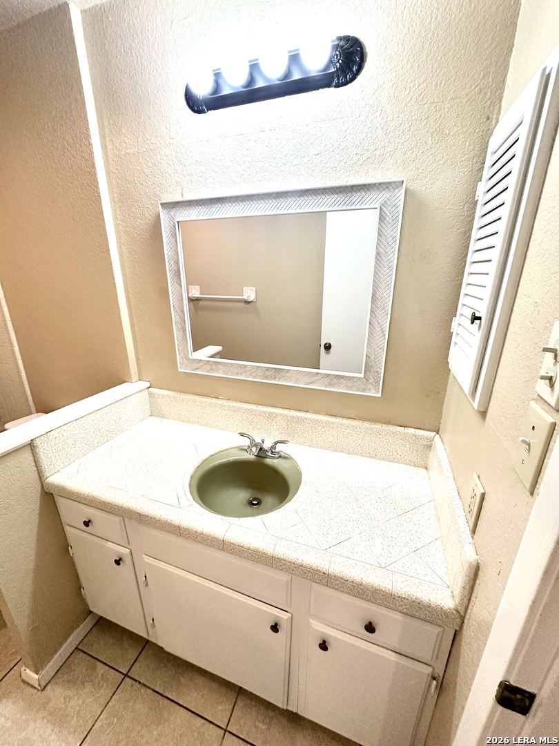 7019 FOREST MOSS ST, San Antonio, TX 78240