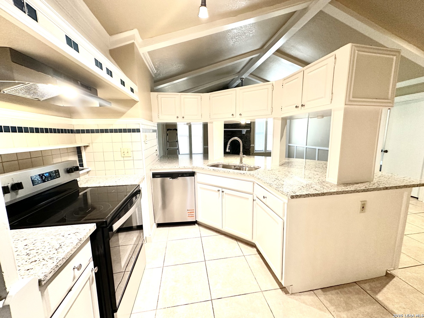 7019 FOREST MOSS ST, San Antonio, TX 78240