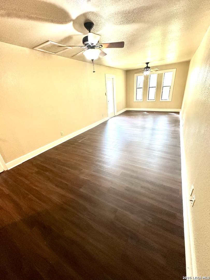 7019 FOREST MOSS ST, San Antonio, TX 78240