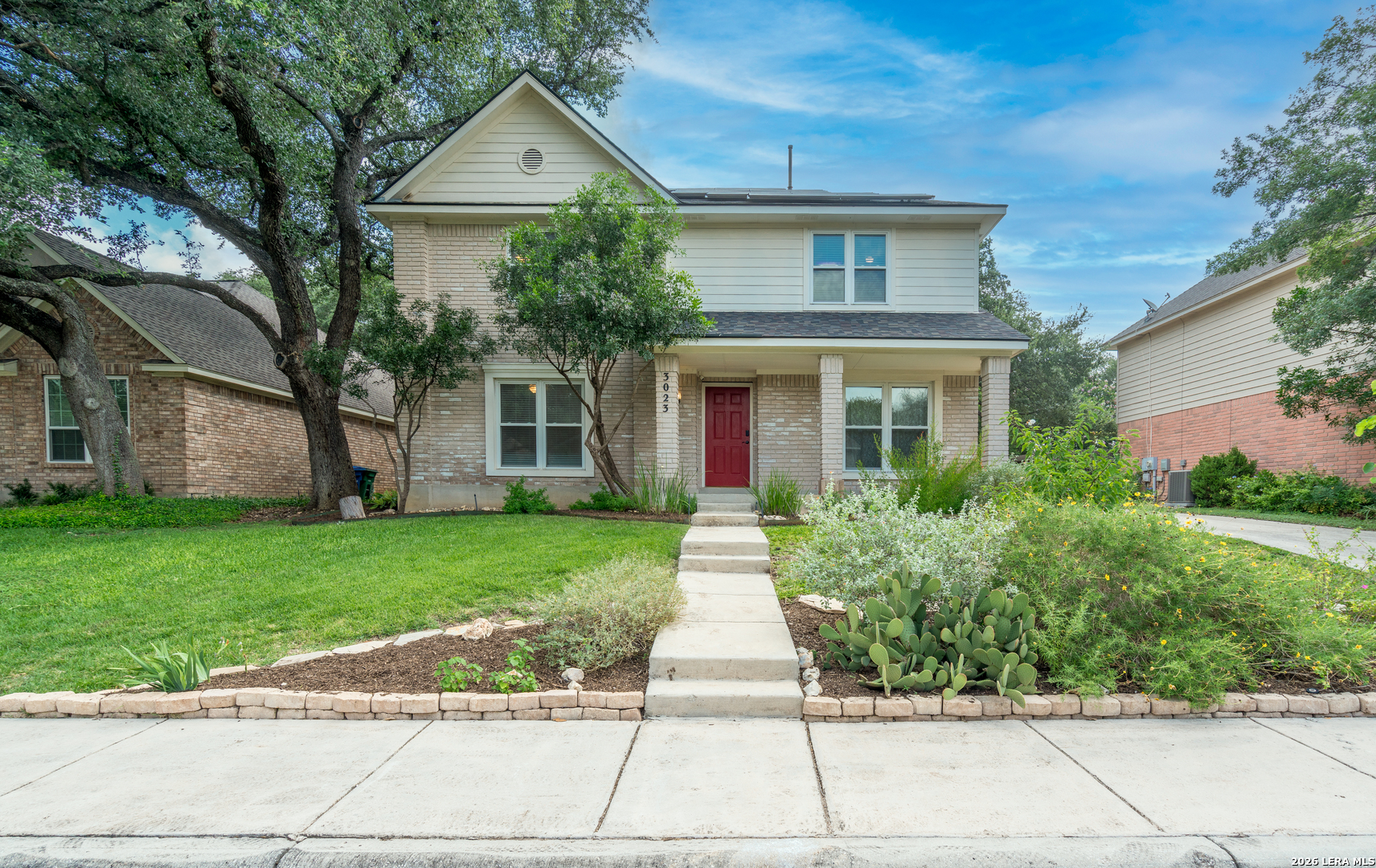 3023 Fall Crest Dr Listing Cover Image