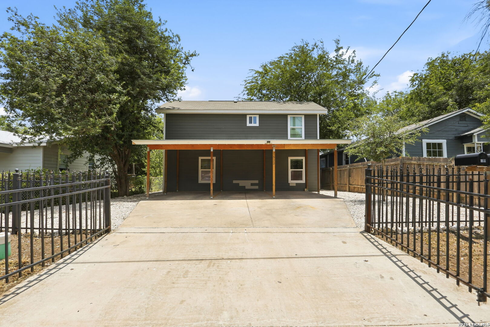 1522 Elmendorf Listing Cover Image