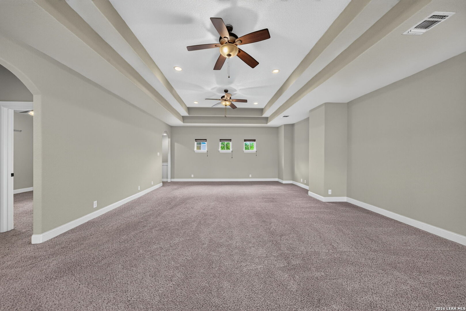 8419 SILENT CRK, San Antonio, TX 78255