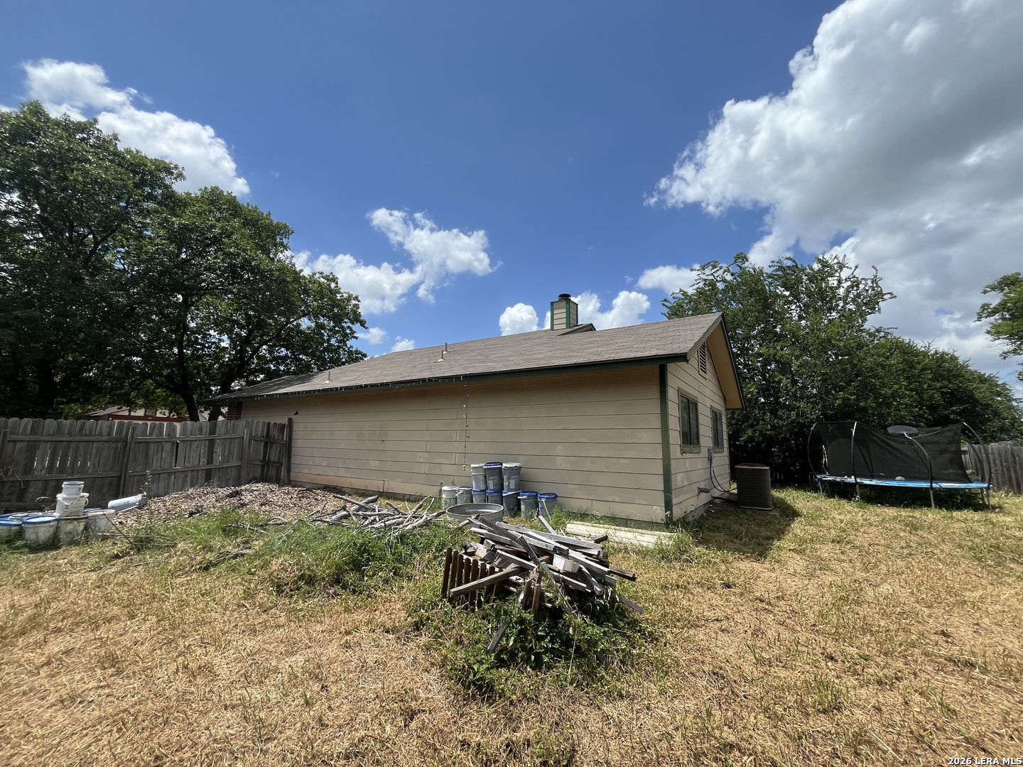 7102 Fallen Trail Dr, San Antonio, TX 78244