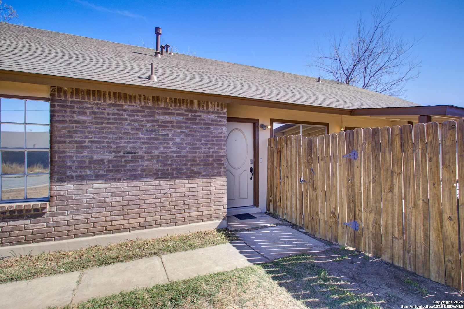 5281 Meadow Rise St, San Antonio, TX 78250