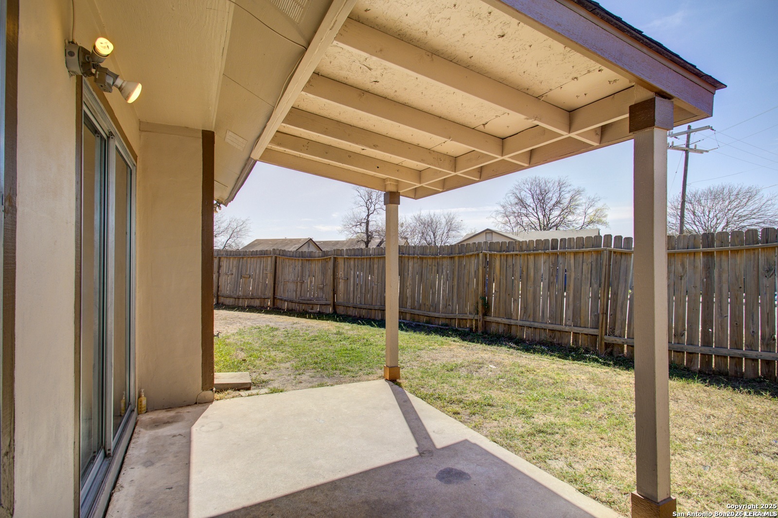 5281 Meadow Rise St, San Antonio, TX 78250