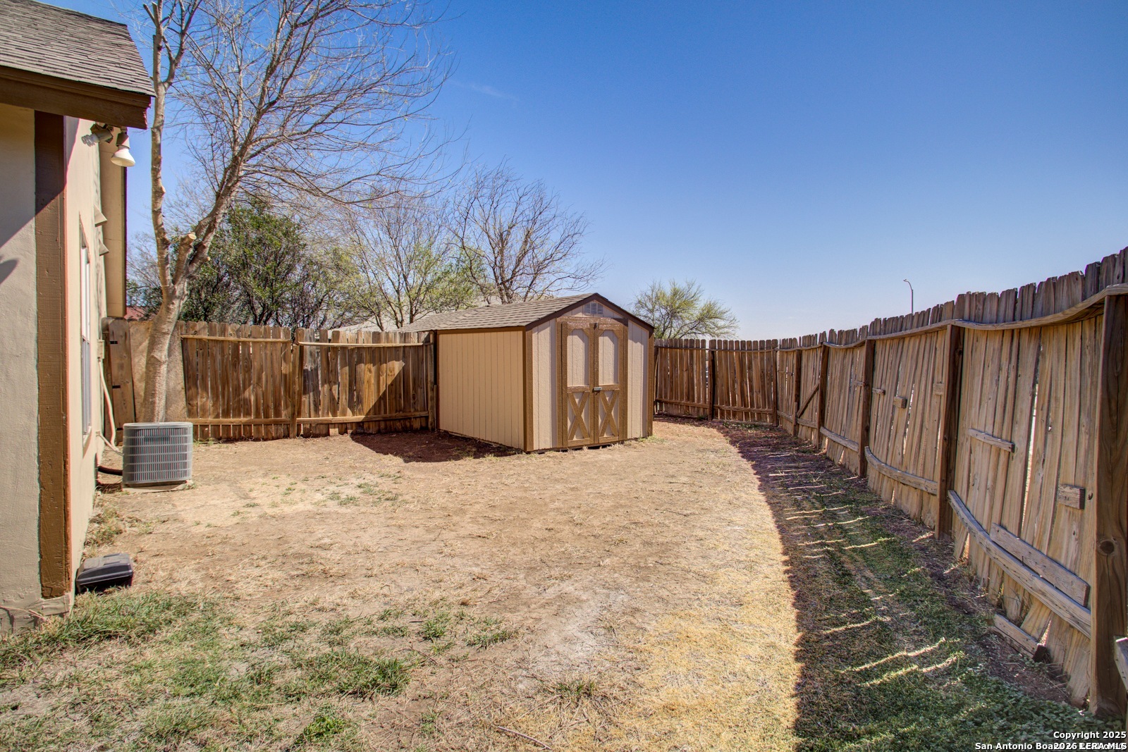 5281 Meadow Rise St, San Antonio, TX 78250