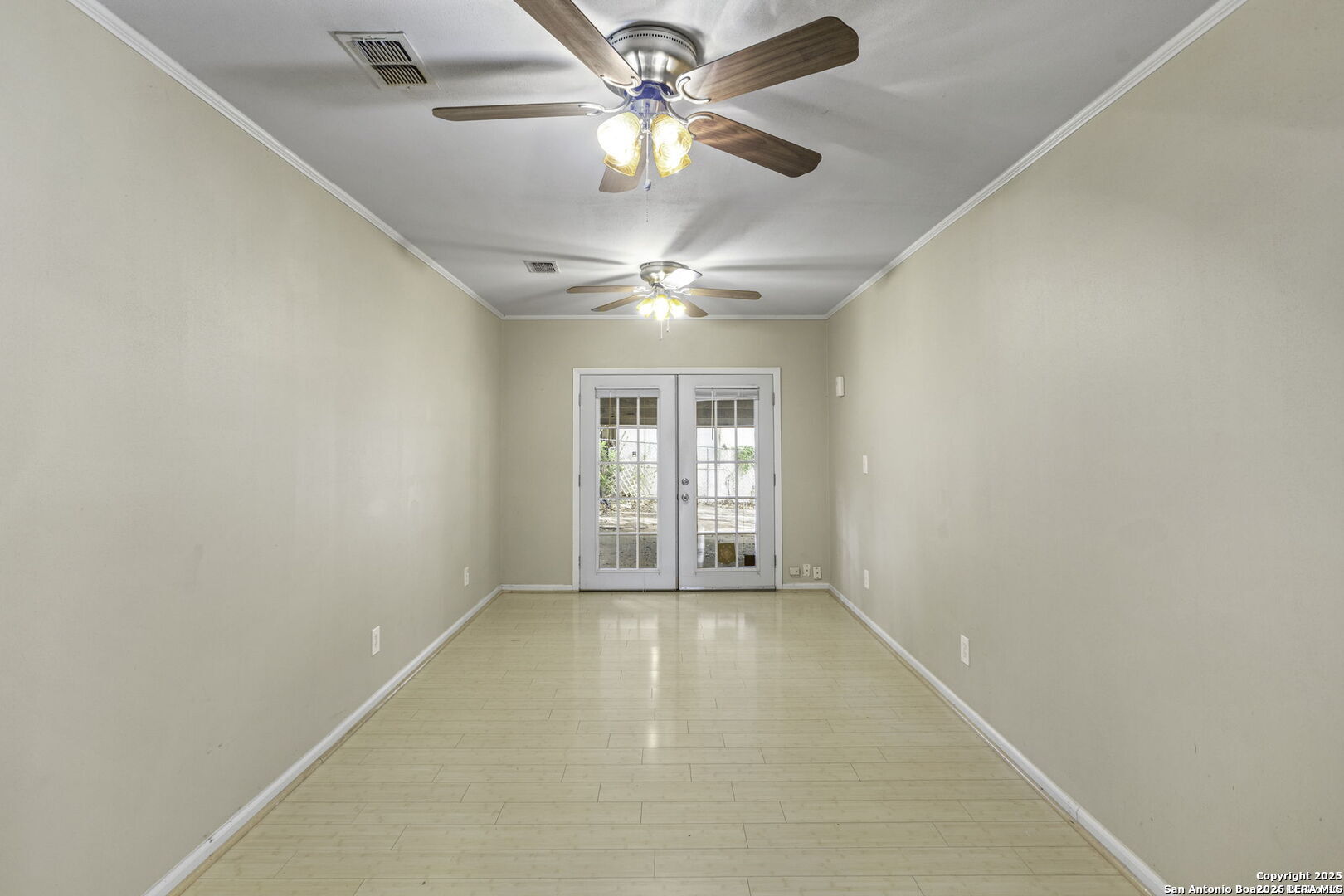 527 KINGS CT, San Antonio, TX 78212