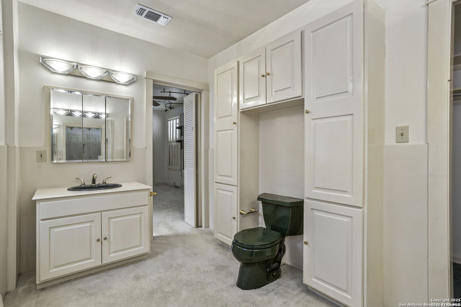 527 KINGS CT, San Antonio, TX 78212