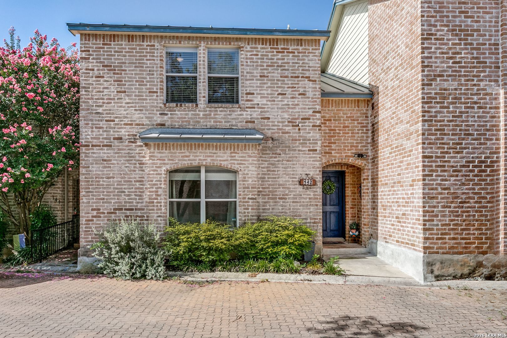 142 Oakwell Farms Pkwy 142