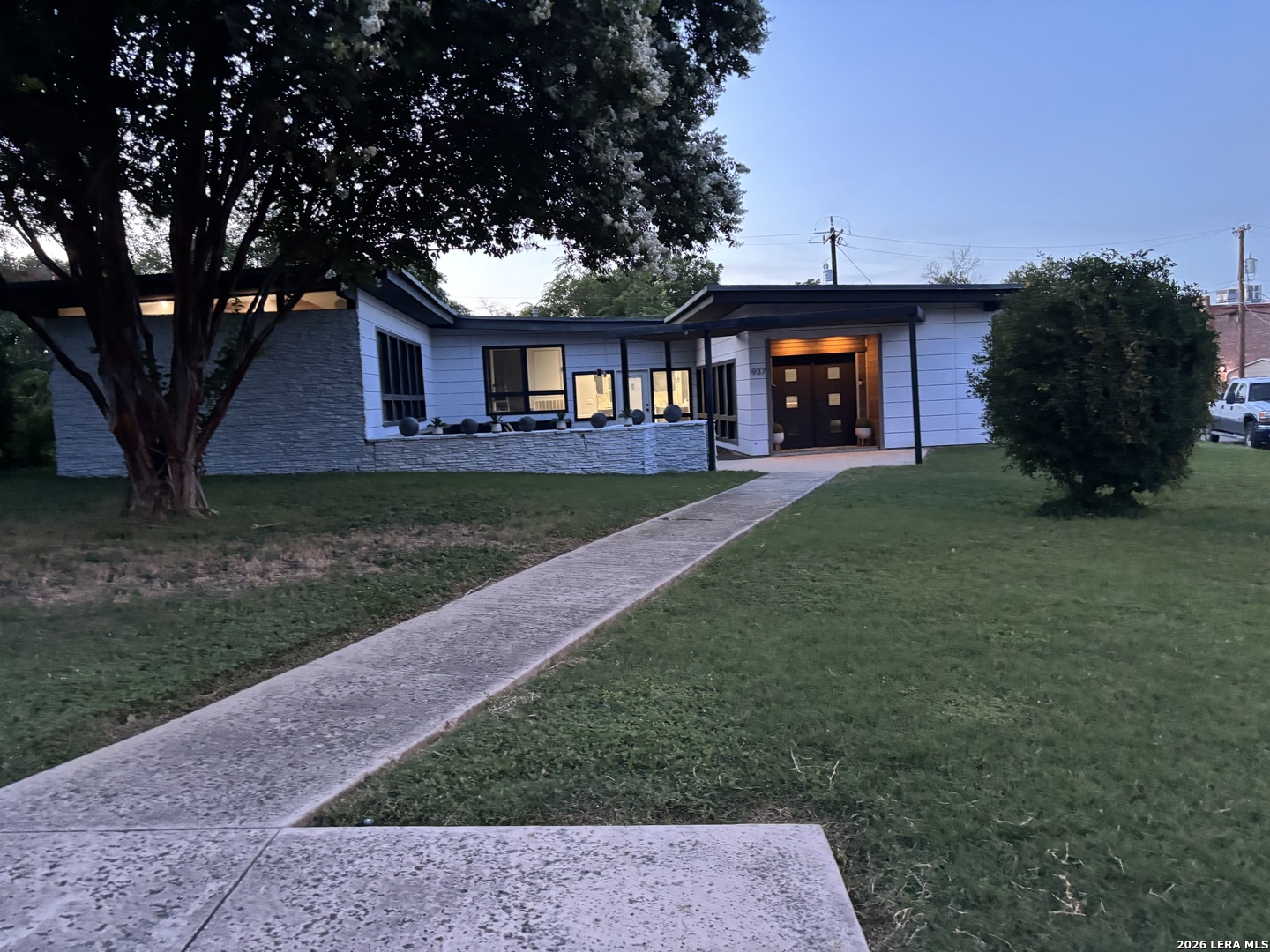 937 Morningside Dr