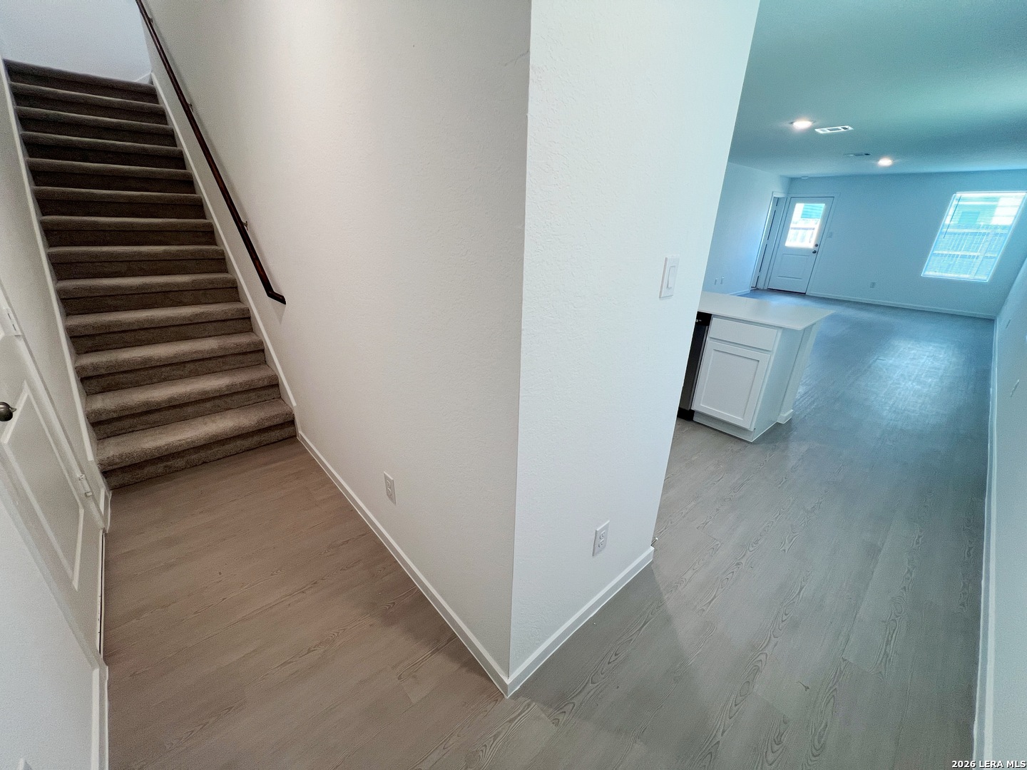 Entry/Foyer