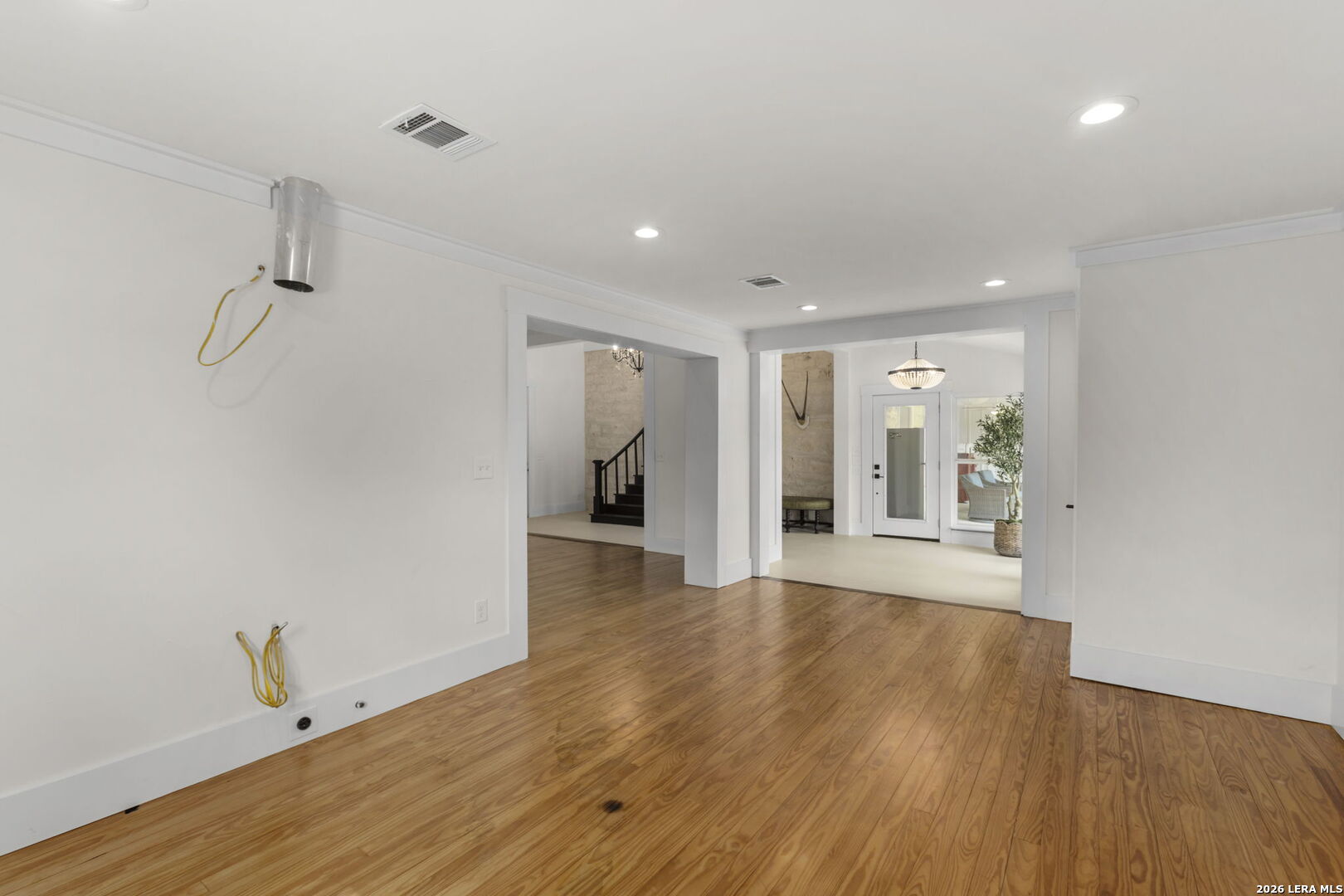824 HIGH ST, photo 8