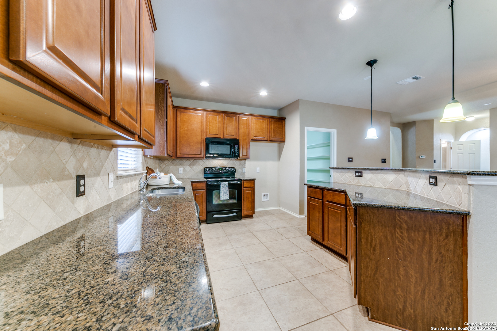 302 Eglington Way, Cibolo, TX 78108