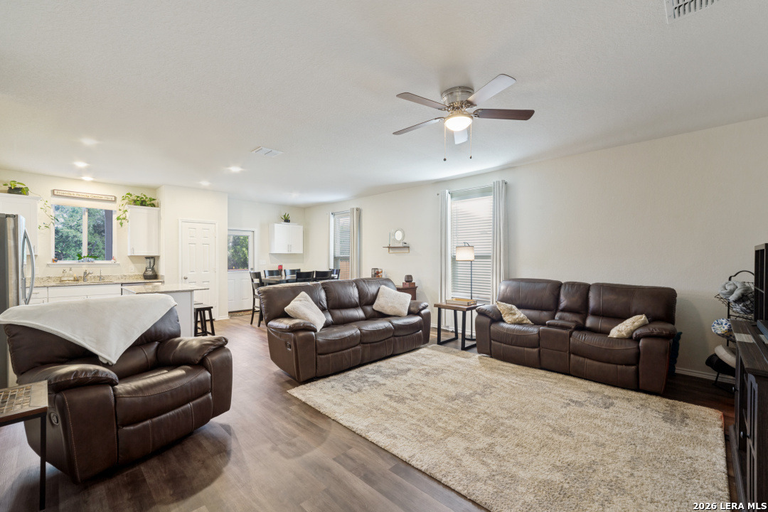11423 Long Rider, San Antonio, TX 78254