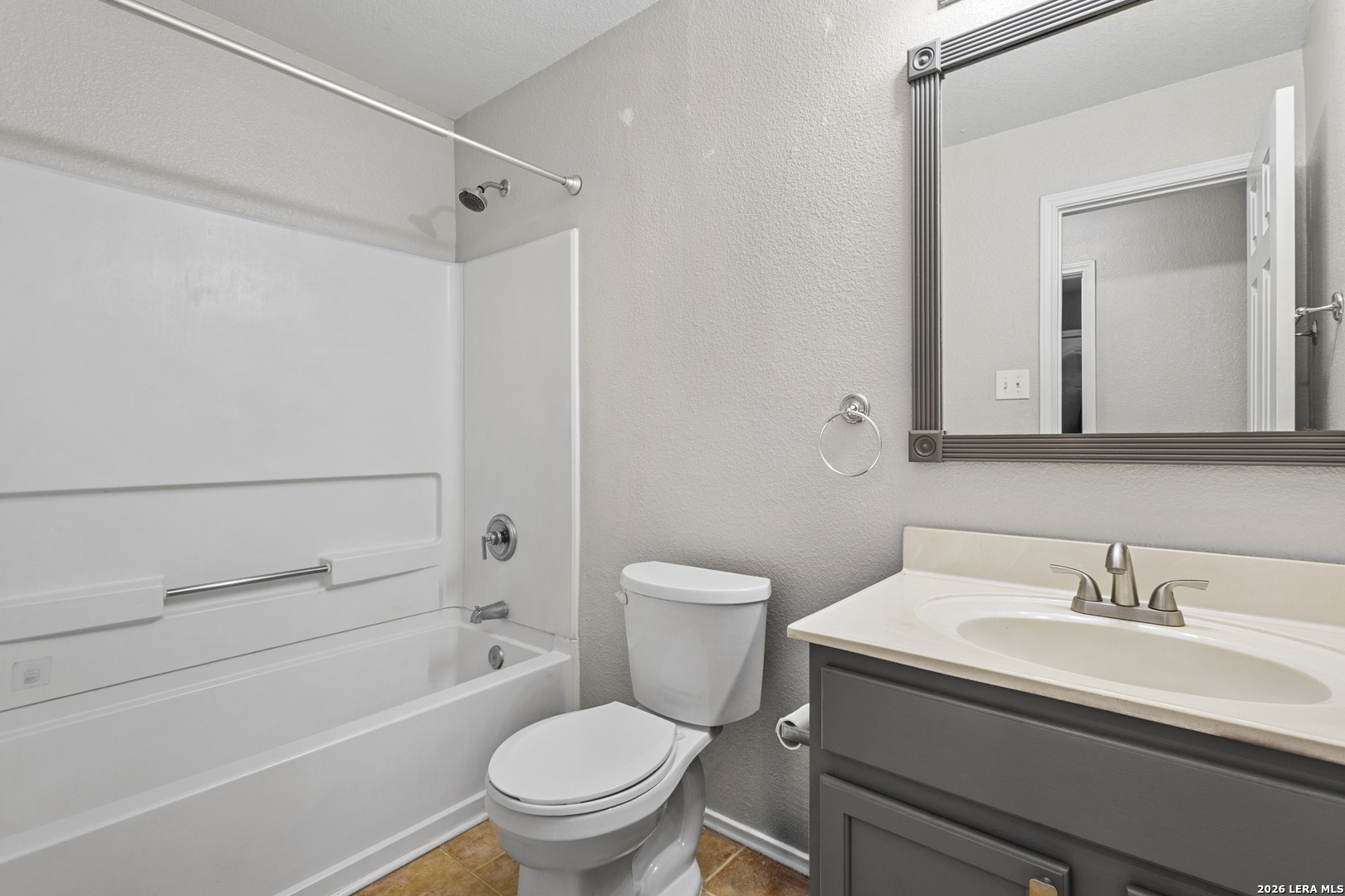 140 KATIE CT, Boerne, TX 78006