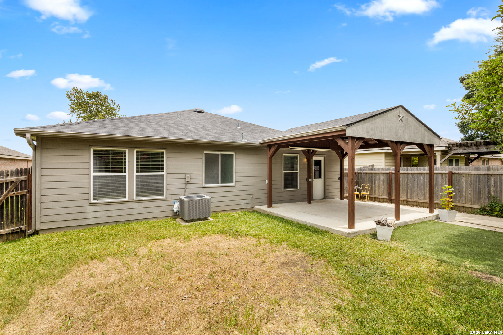 140 KATIE CT, Boerne, TX 78006