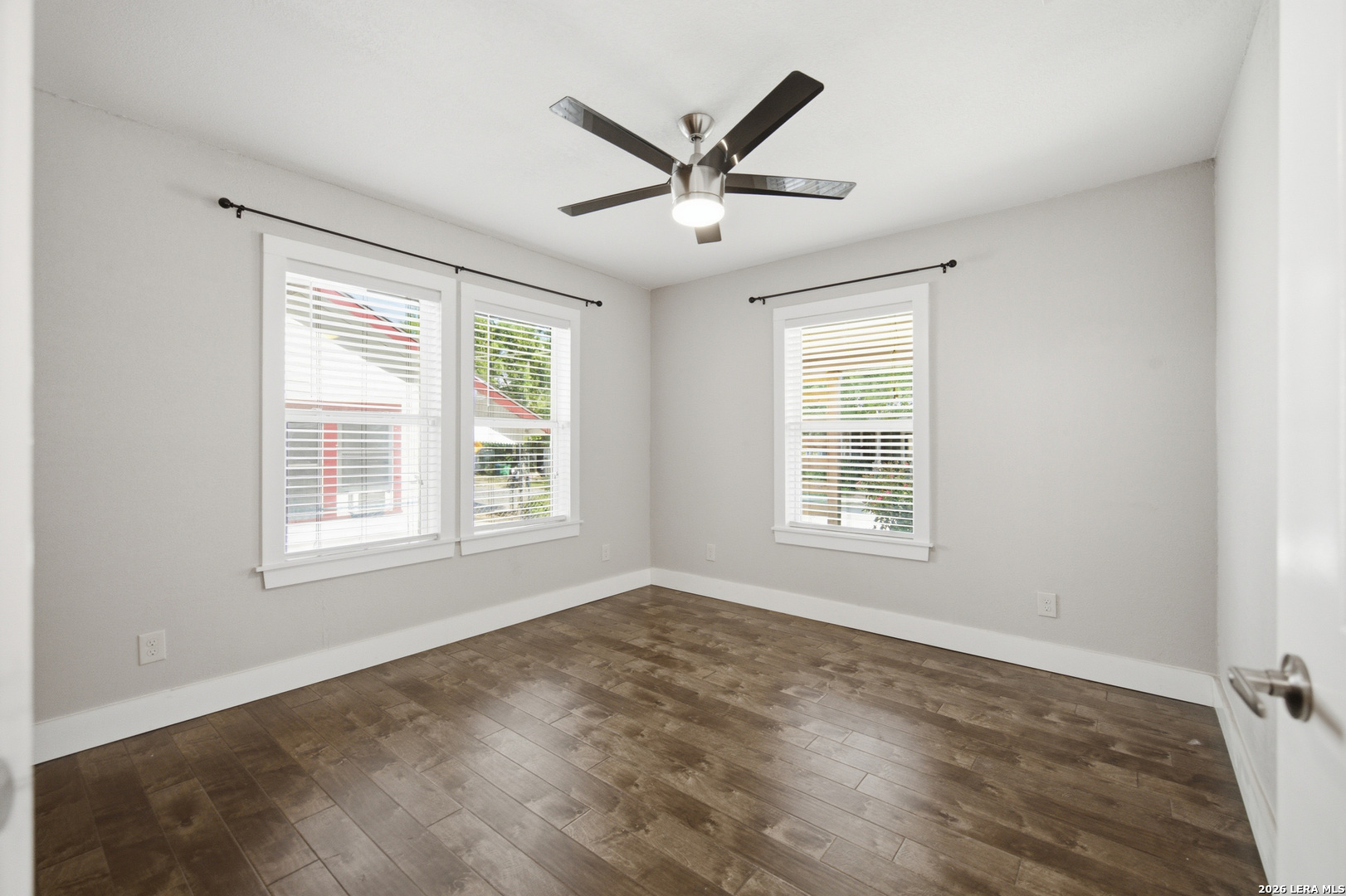 221 E FRENCH PL, San Antonio, TX 78212