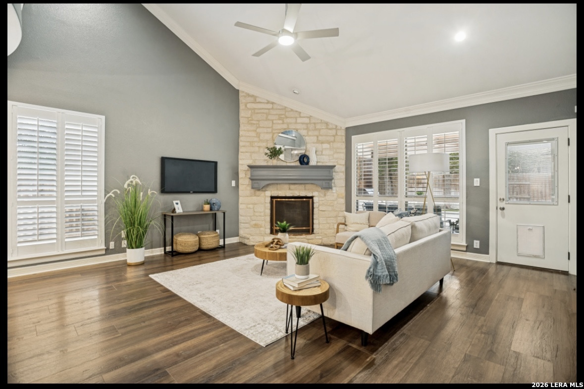 27 Stonewall Bend, San Antonio, TX 78256