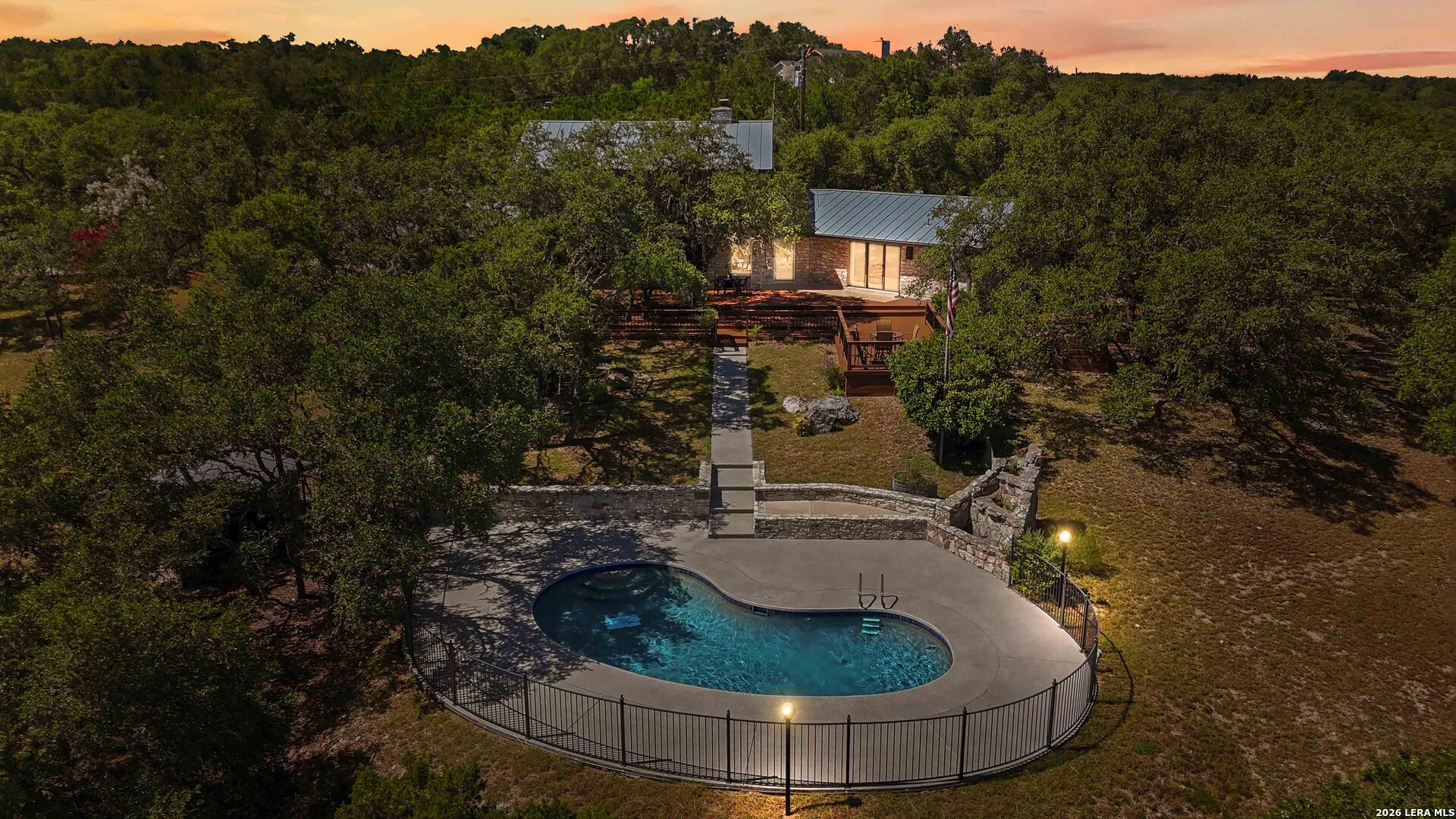 318 Remington Dr, Bergheim, TX 78004