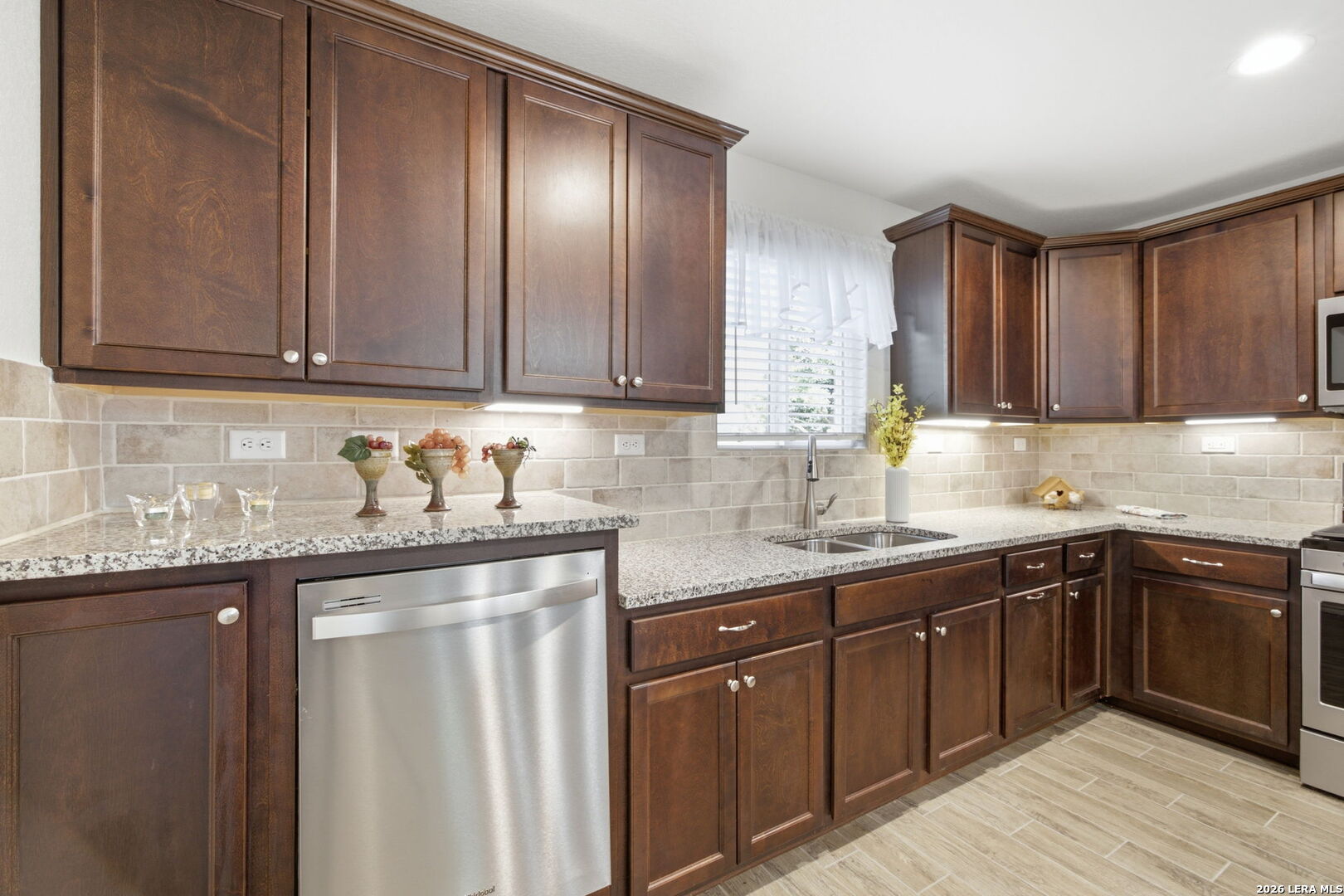 3326 BLOSSOM ROW, San Antonio, TX 78253