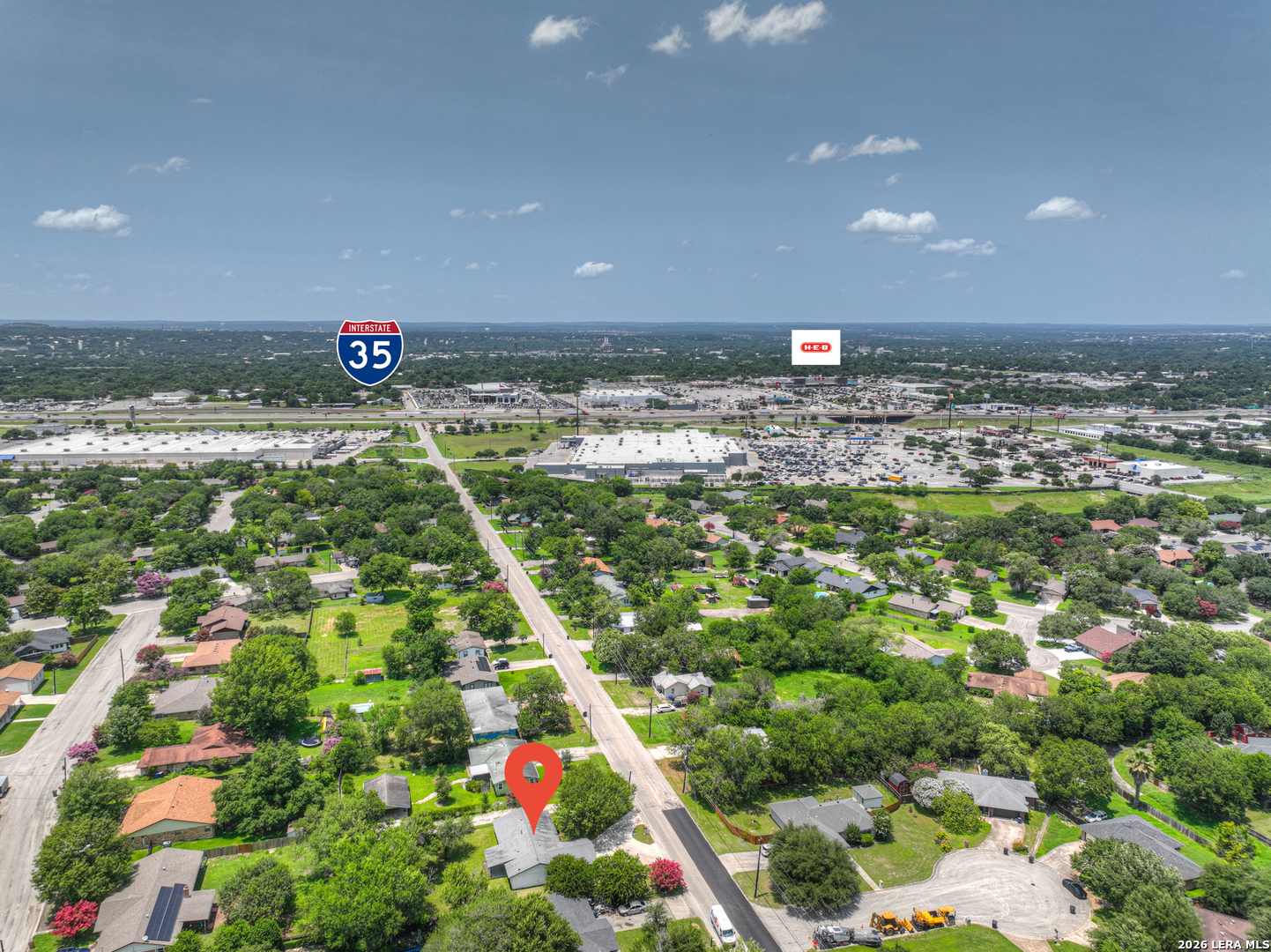 1302 S MESQUITE AVE, New Braunfels, TX 78130