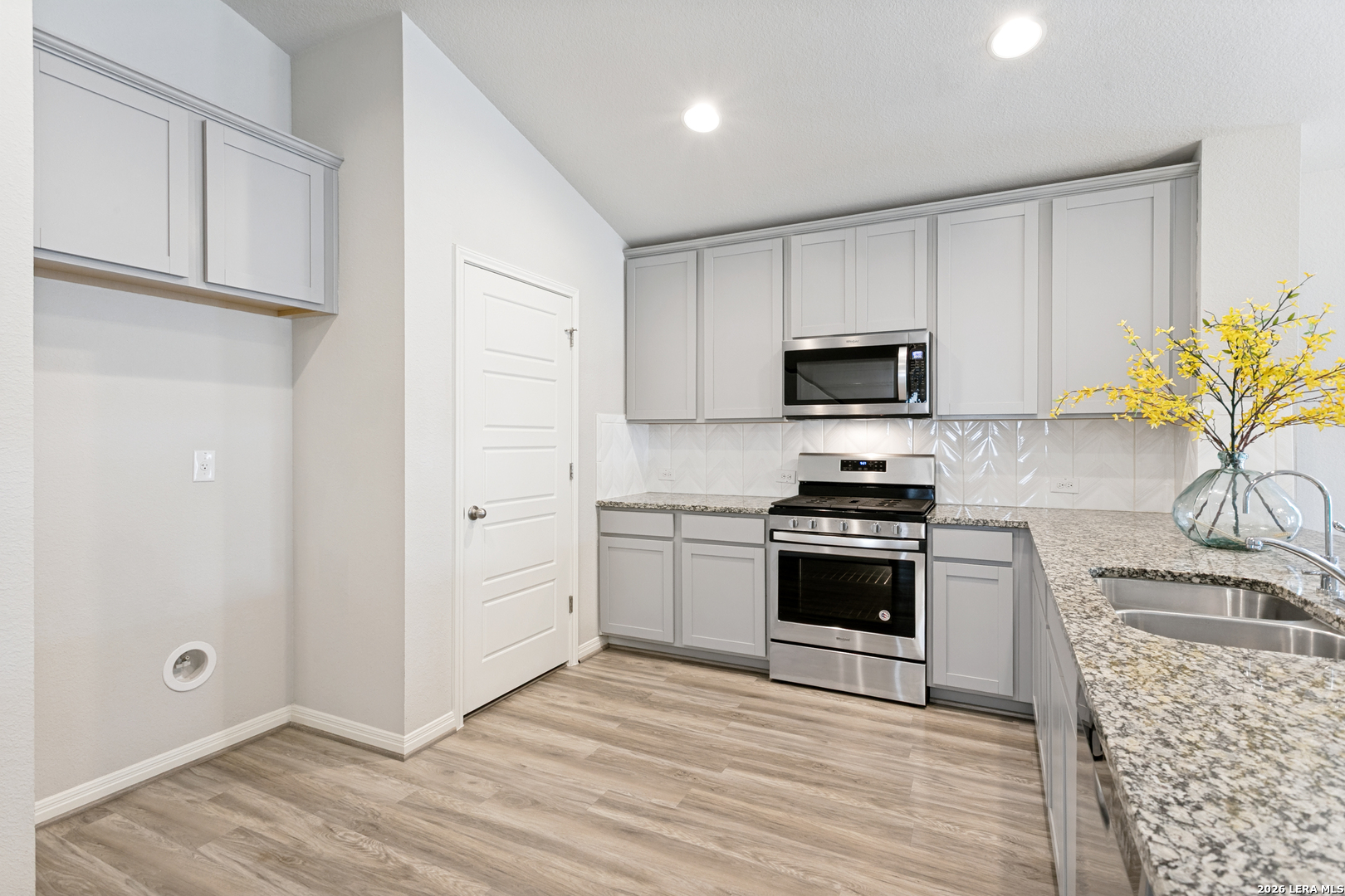 8603 Straight Oaks, San Antonio, TX 78254