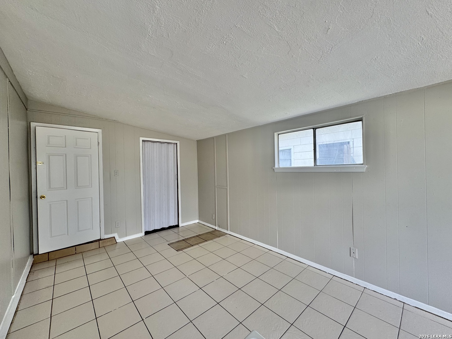 1923 Valencia, San Antonio, TX 78237