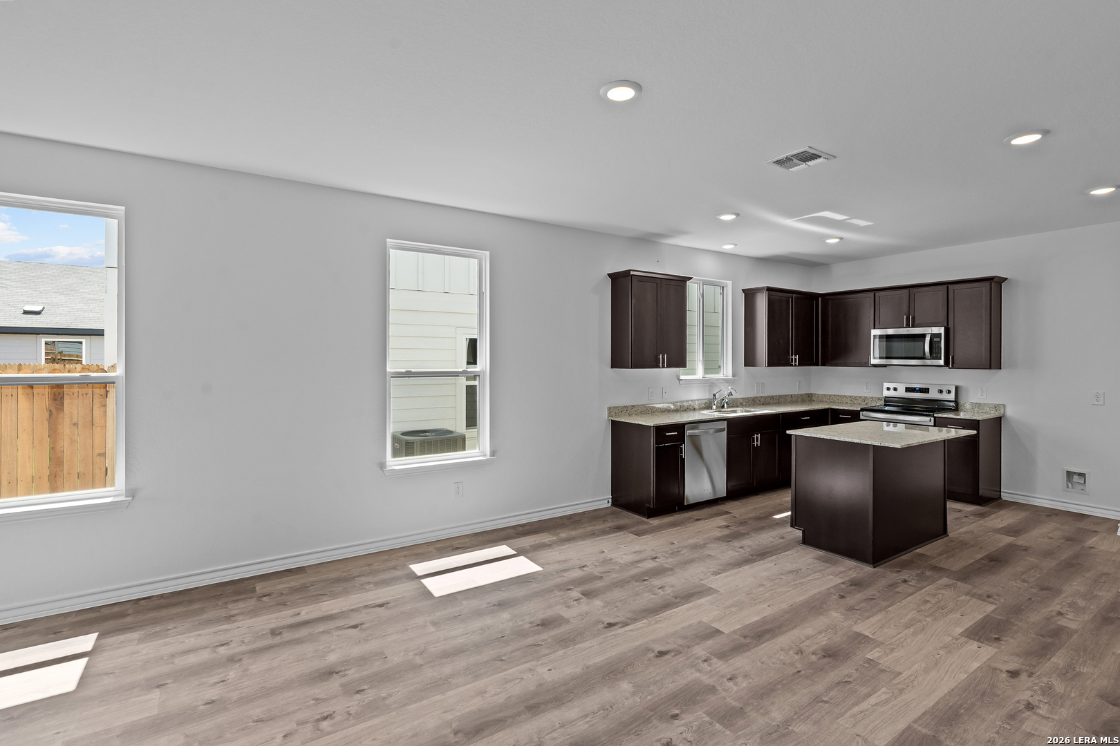 336 WILD CREEK RD, Seguin, TX 78155