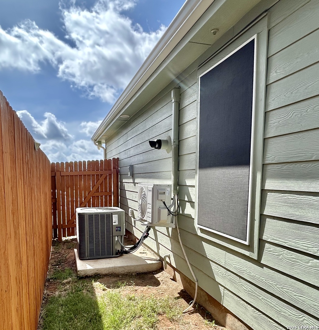 9913 Dicket Mead, San Antonio, TX 78254