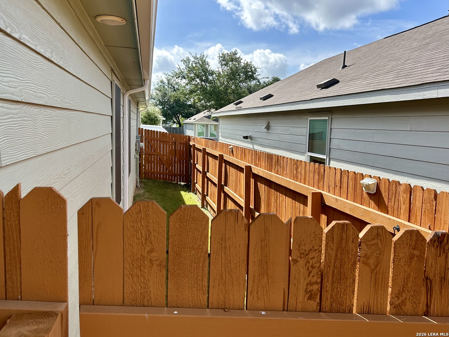 9913 Dicket Mead, San Antonio, TX 78254